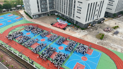 内修九力强根基 外显十方立品行——惠州理工学校举行2026级新生军训结营暨表彰大会