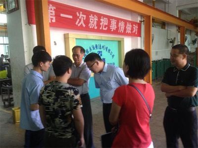 我校回访实习生就业单位并开展教学调研