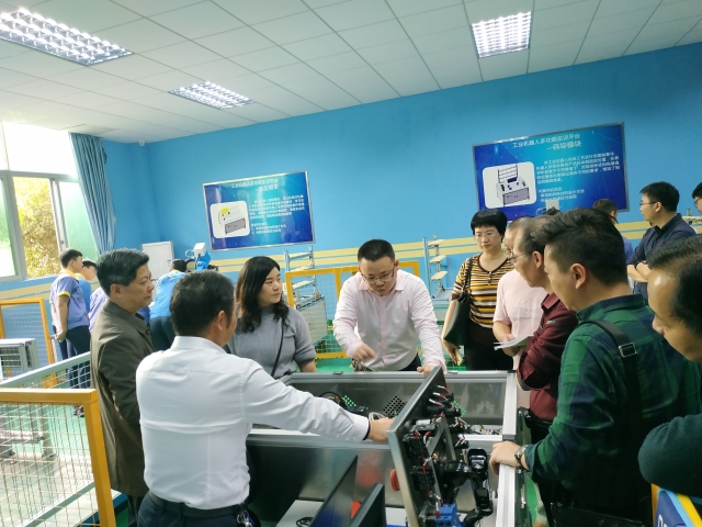 微信图片_2019032019371421.jpg