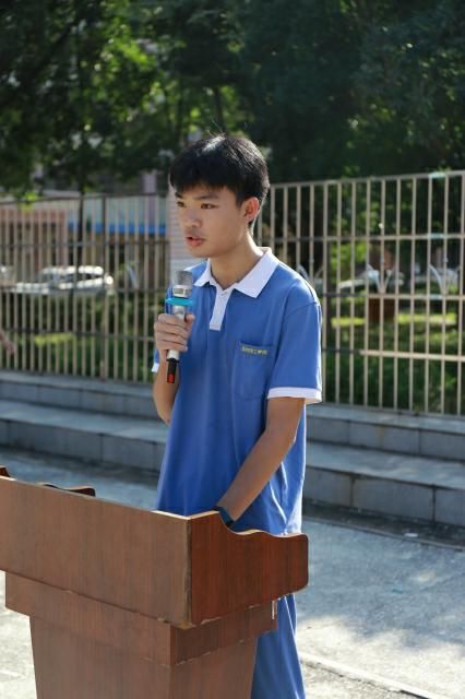 1921学生代表发言_20211021085854_934_ori(1)_毒霸看图.jpg